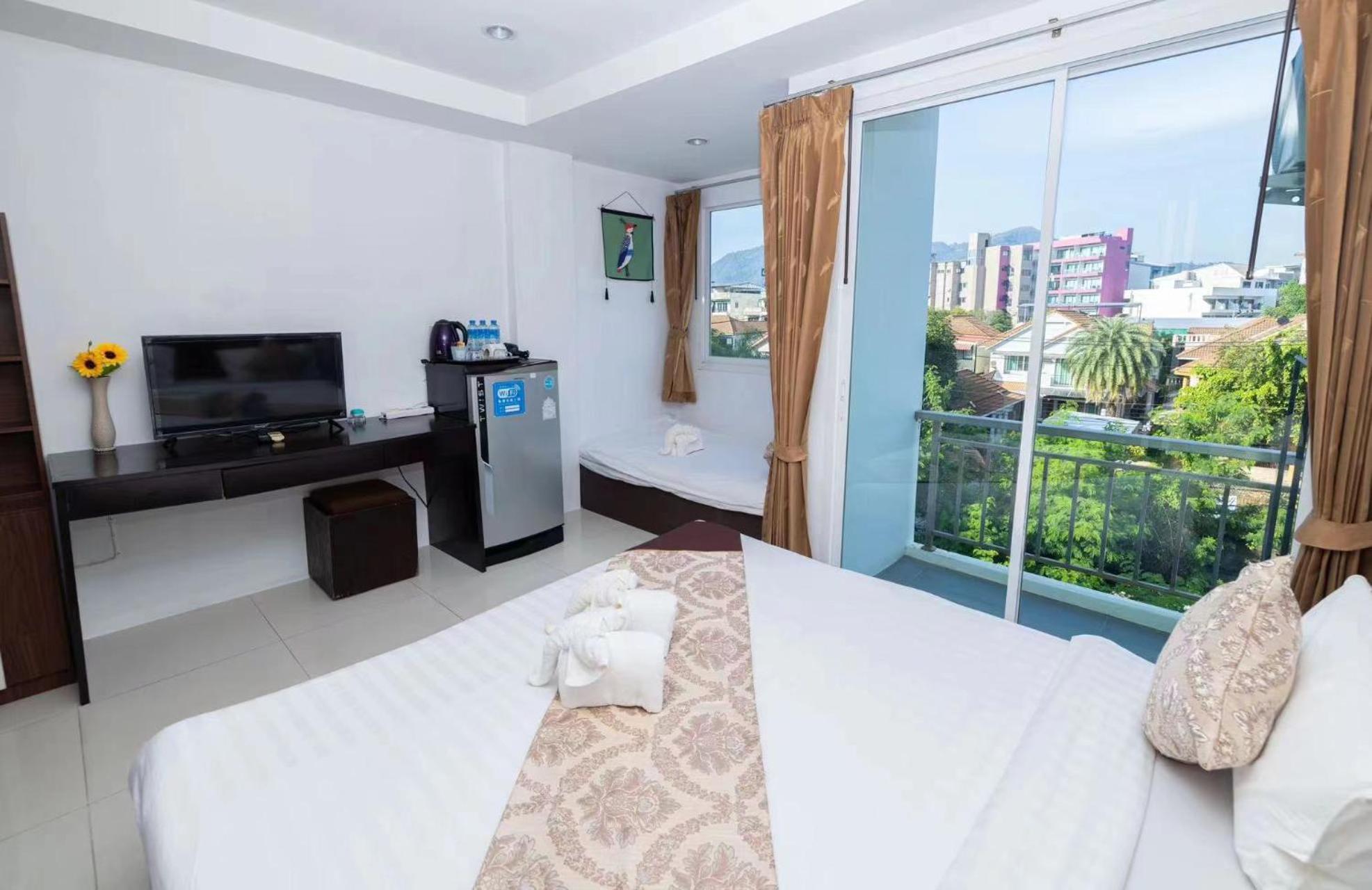 Happy 99 Guest House Patong Экстерьер фото