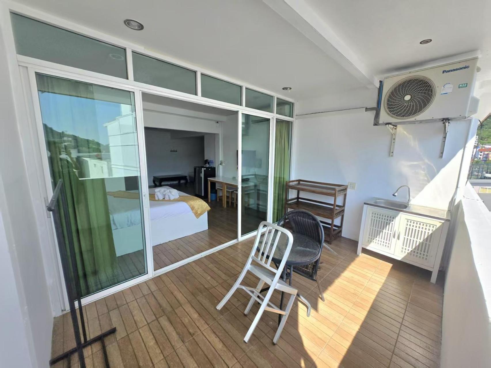 Happy 99 Guest House Patong Экстерьер фото