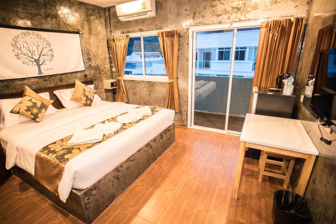 Happy 99 Guest House Patong Экстерьер фото